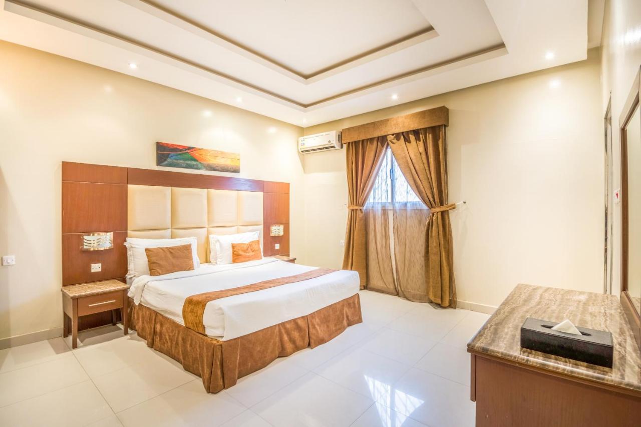 Al Muhaidb Hotel Apartments 24 Riyadh Bagian luar foto